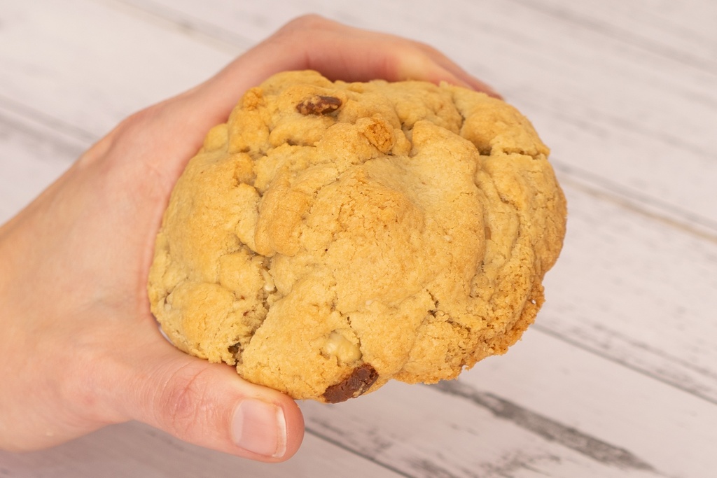 Bueno Choc Chip Cookie